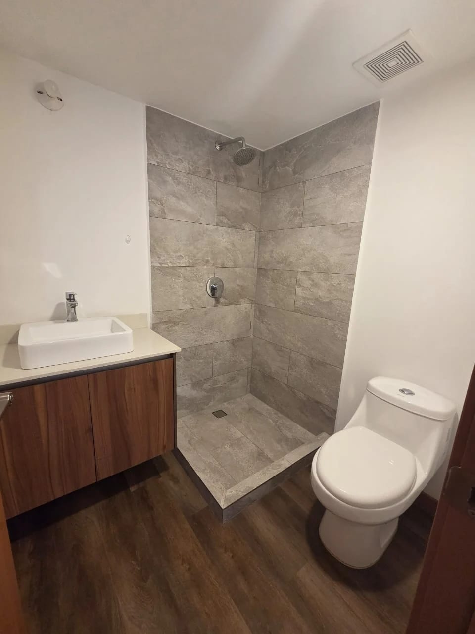 Apartamento 2 dormitorios en zona 11 — foto 5 de 16