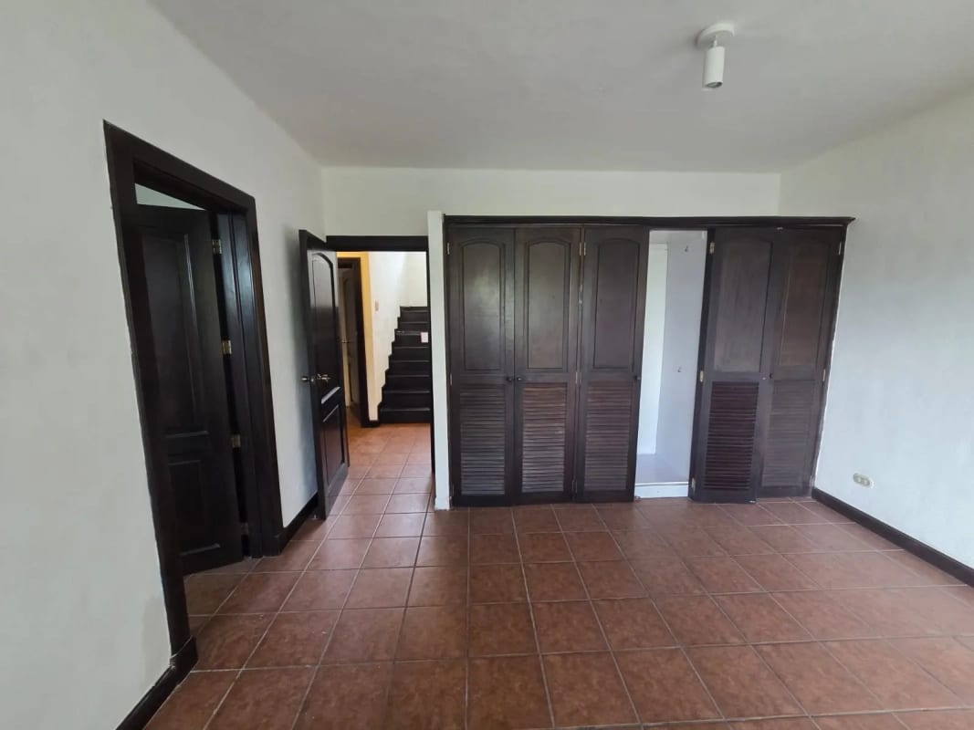 Amplia casa en km 13 CAES — foto 8 de 16