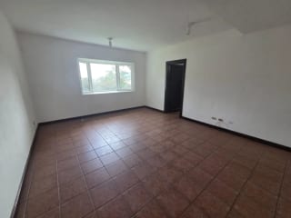 Amplia casa en km 13 CAES — miniatura 7 de 16